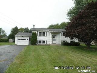 11 Fairview Dr, Brockport, NY 14420-2615