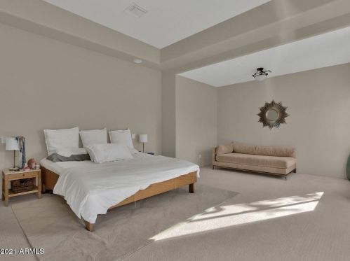 9390 Monument Dr, Scottsdale AZ 85262-4744 exterior