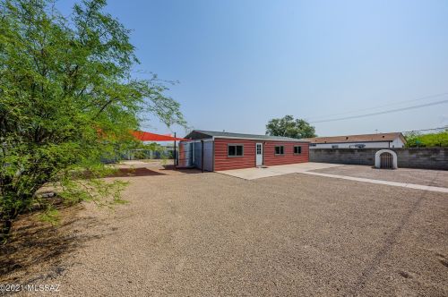 842 21st St, Tucson AZ  85745-3034 exterior