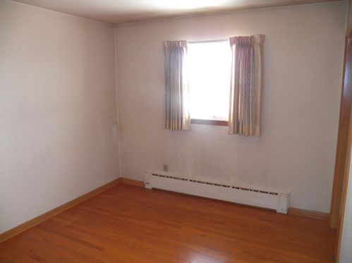 3360 Honey Crk Dr, Milwaukee WI 53221-4062 exterior