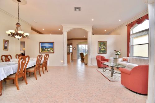 7087 Demedici Cir, Delray Beach, FL 33446-3183