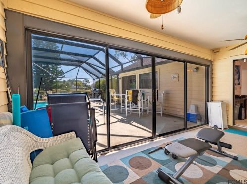 305 Mallard Ln, Daytona Beach FL 32119-8719 exterior