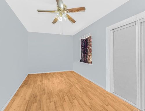 3241 Barker Ave, Bronx NY  10467-6301 exterior