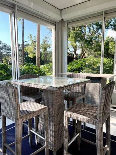2135 Aberdeen Ln, Naples, FL 34109-1427