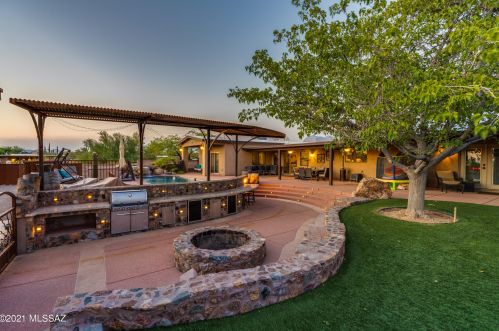 2312 Montrose Pl, Tucson, AZ 85741-3110