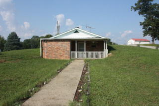 2106 Harrison Rd, Byrdstown, TN 38549-4723