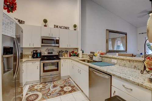 2464 Coral Trace Pl, Delray Beach FL  33445-3425 exterior
