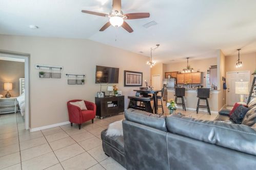 2107 Colville Chase Dr, Ruskin FL  33570-6306 exterior