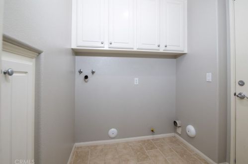 29064 Portland Ct, Temecula CA  92591-7594 exterior