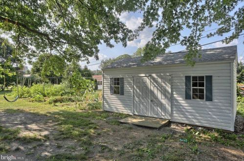 15 Winding Hill Rd, Navy Sup Dpt PA  17055-5617 exterior