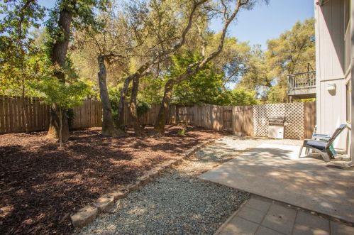 3998 Stonegate Ct, Loomis CA  95650-9232 exterior