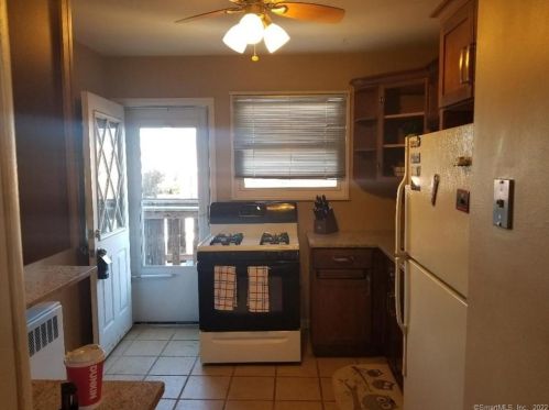 36 Courtland Ave, Stamford, CT 06902-3431