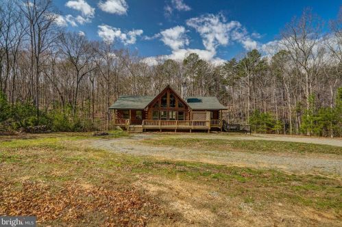 75 Spruce Cir, Mineral, VA 23117-4644