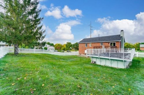 1814 Ashley Dr, Miamisburg OH  45342-3509 exterior