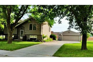 728 Crestwood Dr, Midvale, IA 50124-9479