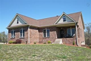 4945 Charles Dorris Rd, Springfield, TN 37172-6813