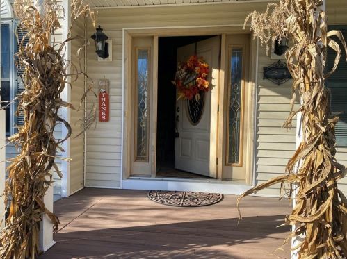 24 Angelo Blvd, Poughkeepsie, NY 12603-6702
