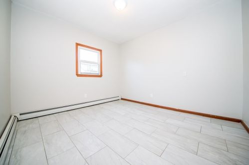 524 Eastern Ave, Fall River MA  02723-7440 exterior