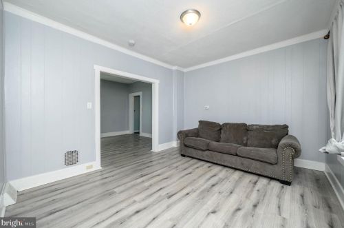 21 Adams St, West Deptford NJ  08066-1234 exterior