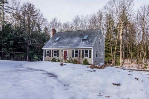 375 Fremont Rd, Chester, NH 03036-4108