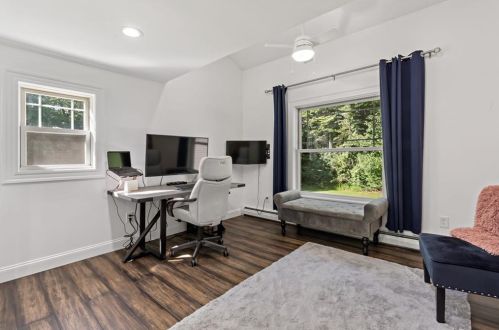 62 Demello Dr, Tiverton RI  02878-2770 exterior