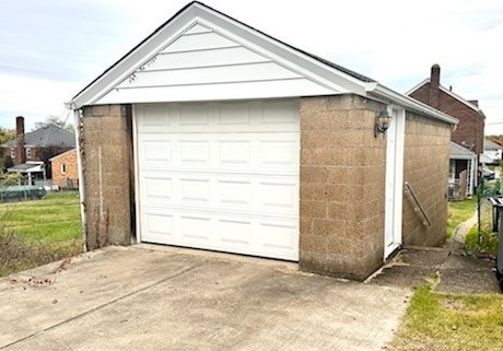 259 Marigold St, Whitaker PA  15120-2232 exterior