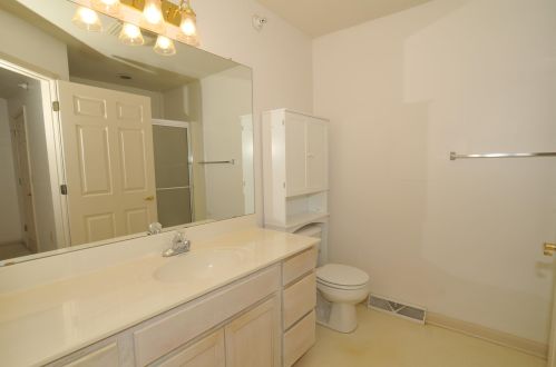 3170 Waterford Ct, Waukesha WI  53151-9530 exterior