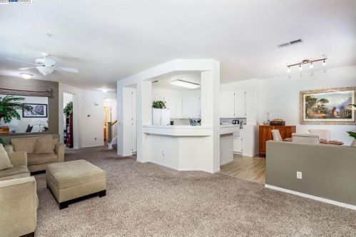 1920 Whitetail Ln, San Ramon CA  94583-2663 exterior