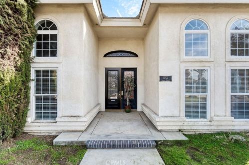 15703 Legacy Ct, Bakersfield, CA 93314-7855