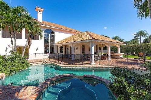 2400 Newbury Ct, West Palm Beach FL  33414-7736 exterior