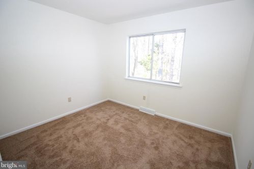 1417 Farmview Dr, Dover DE  19904-3390 exterior