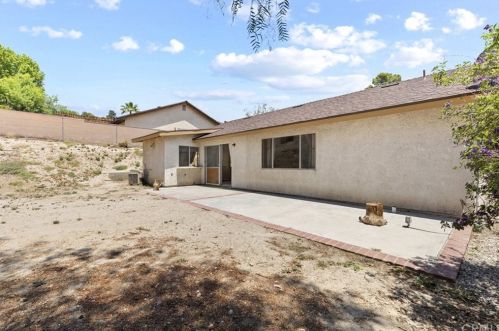 28535 Winterdale Dr, Santa Clarita CA  91387-3136 exterior
