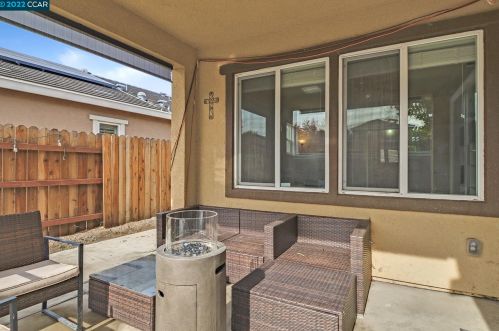 2243 Eastport Dr, Oakley CA  94561-3539 exterior