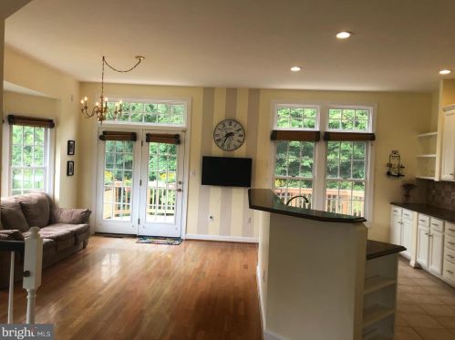 6248 Levi Ct, Springfield VA  22150-7800 exterior