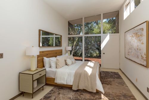 25209 Ln Loma Dr, Los Altos CA 94022-4540 exterior