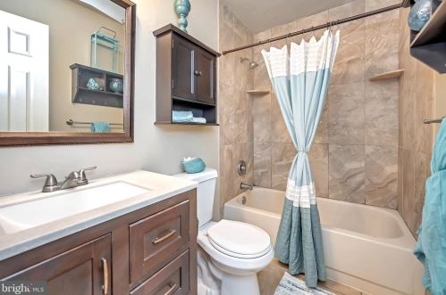 6103 Windsor Dr, Fredericksburg VA  22407-5036 exterior