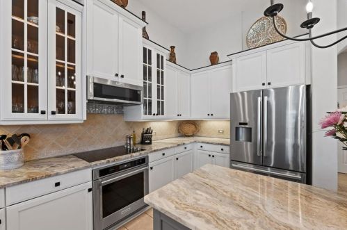 19801 Wetherby Ln, Lutz FL  33549-9329 exterior