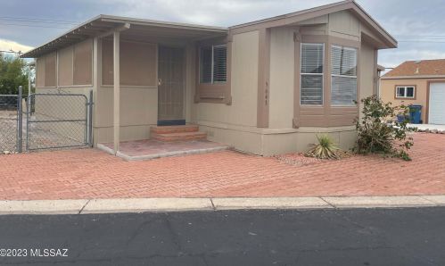 5643 Flying M St, Tucson, AZ 85713-6420