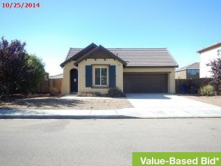 3369 Hornet Ave, Fresno, CA 93737-9245