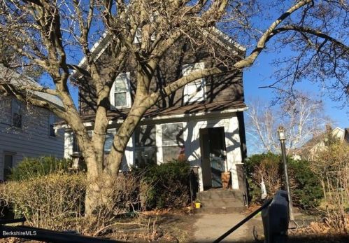 21 Murray St, Adams, MA 01220-1558