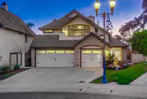 13820 Royal Dornoch Sq, San Diego, CA 92128-3638