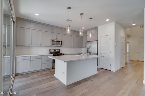 4716 Tremaine Ave, Gilbert AZ  85234 exterior