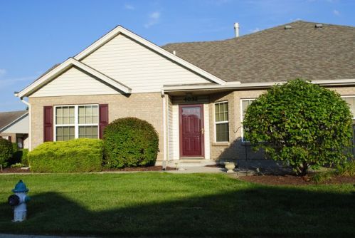 4032 Twin Lakes Cir, Englewood, OH 45315-8758