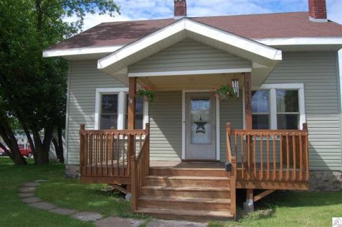 1415 Cloquet Ave, Scanlon MN  55720-1943 exterior