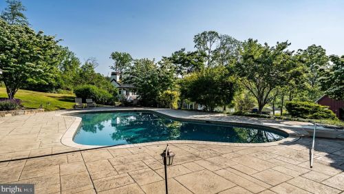 2564 Skippack Pike, Lansdale PA exterior