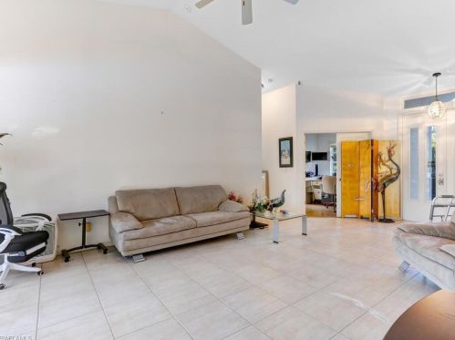 7040 Sable Rdg Ln, Naples FL 34109-3869 exterior