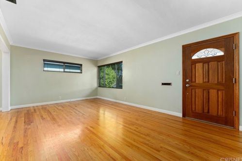 2823 Yearling St, Lakewood CA  90712-2920 exterior