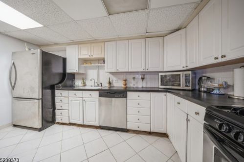 716 Avenue C, Bayonne NJ  07002-2542 exterior