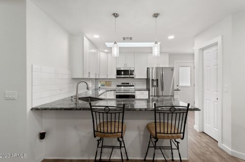 2519 Bluefield Ave, Phoenix AZ  85032-8004 exterior