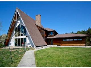 2174 Myers Rd, North Shaftsbury, VT 05262-9218